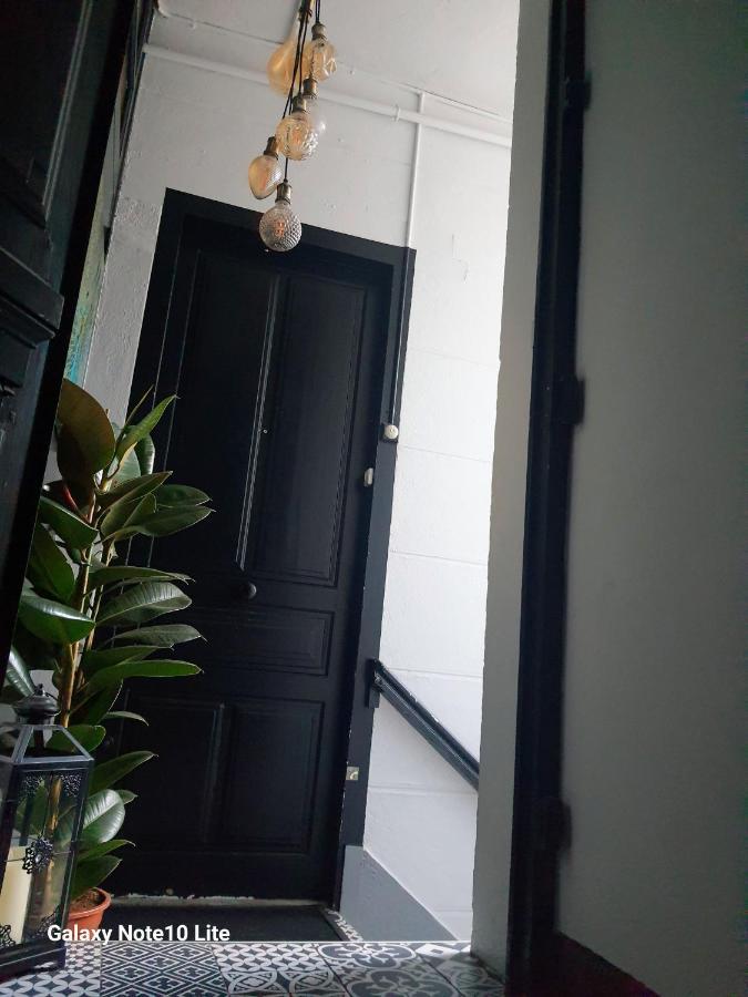Hote Stephanois Studio, Parking& Borne Electrique سانت إتيان المظهر الخارجي الصورة