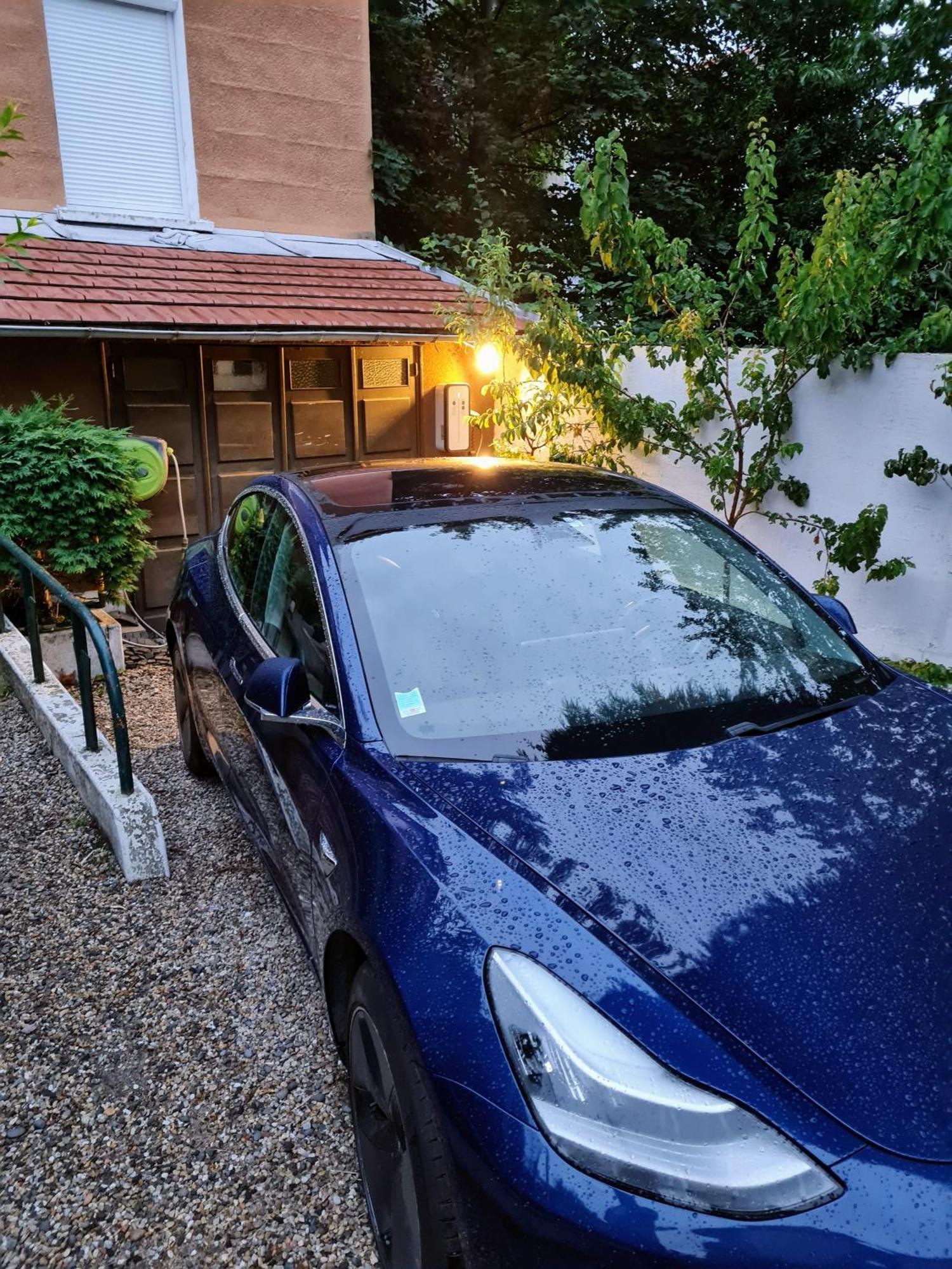 Hote Stephanois Studio, Parking& Borne Electrique سانت إتيان المظهر الخارجي الصورة